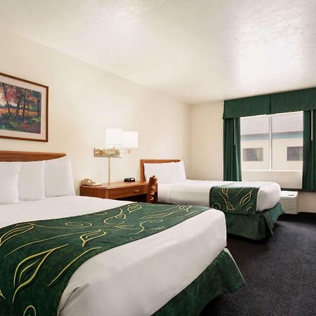 ทราเวลลอดจ์ กรีน ริเวอร์ Hotel กรีนริเวอร์ ภายนอก รูปภาพ